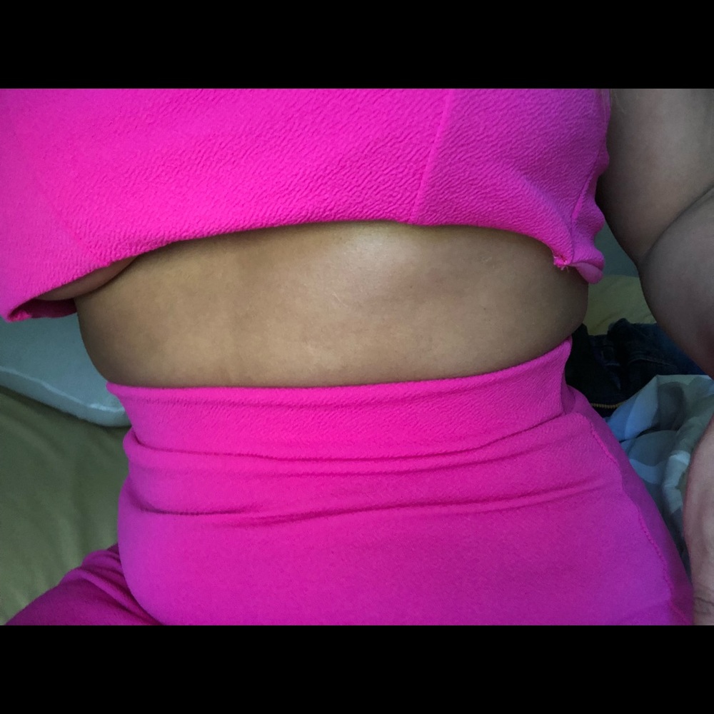 Hot pink 💖🌷 - Picture 5 of 6